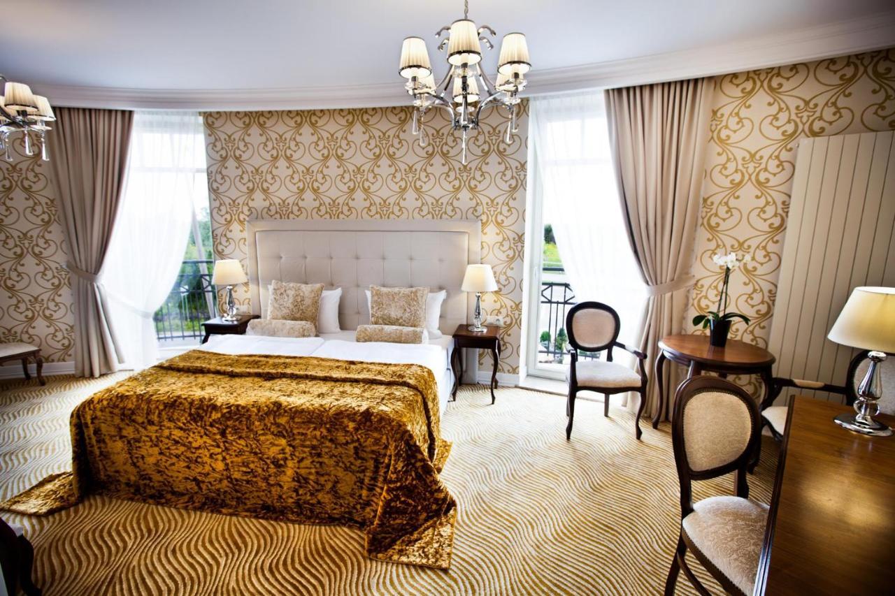 Rezydencja Luxury Hotel Bytom Piekary Slaskie Bilik gambar
