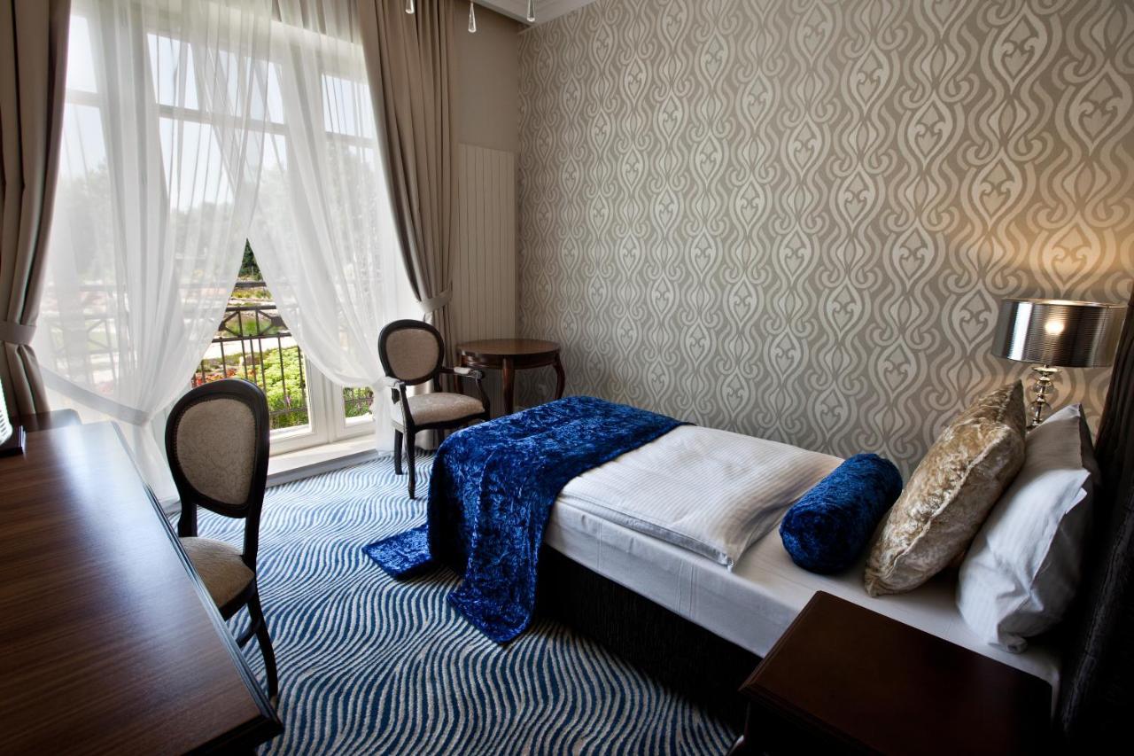 Rezydencja Luxury Hotel Bytom Piekary Slaskie Bilik gambar